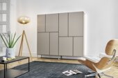 The 'smart' furniture varnish Bluefin Pigmosoft has unique self-regenerative properties in case of scratches or shiny patches. | © Kettnaker
