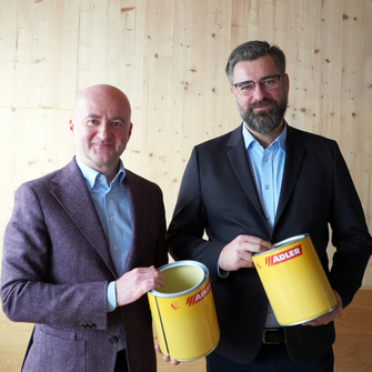 Neu an Bord der ADLER Polska: Geschäftsführer Tomasz Ściechowski und Industrie-Vertriebsleiter Krzysztof Broda (v.li.). | © ADLER