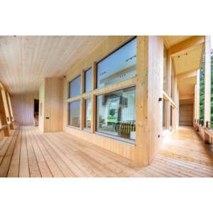 Aquawood Terra provides an unrivalled matt appearance for exterior wooden windows. | © REIFMUELLER
